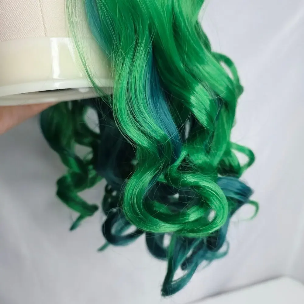 unkown green ombre
